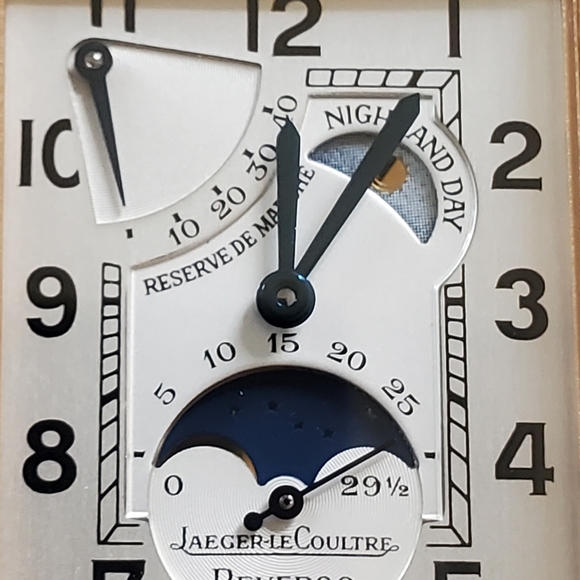 Jaeger-LeCoultre Reverso Watch - Picture 4 of 16